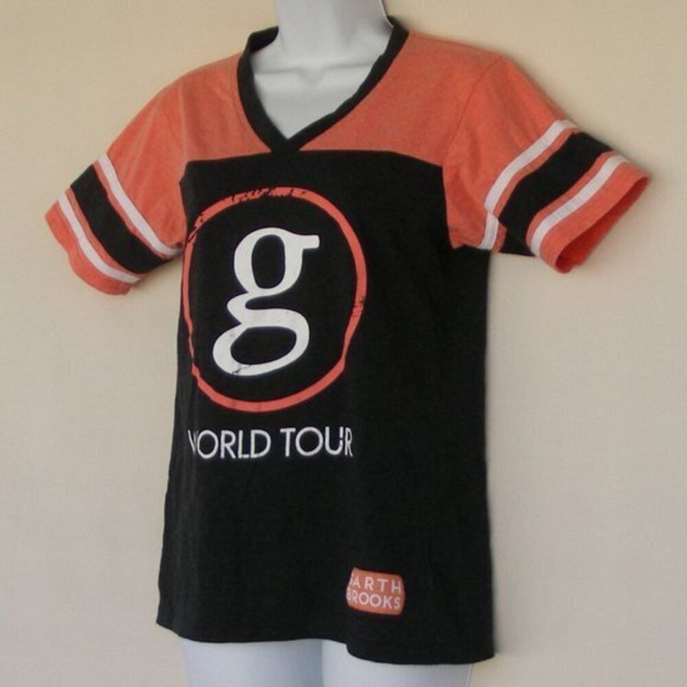 GARTH BROOKS Concert Tshirt, M, Ringer, #7 - Picture 3 of 5